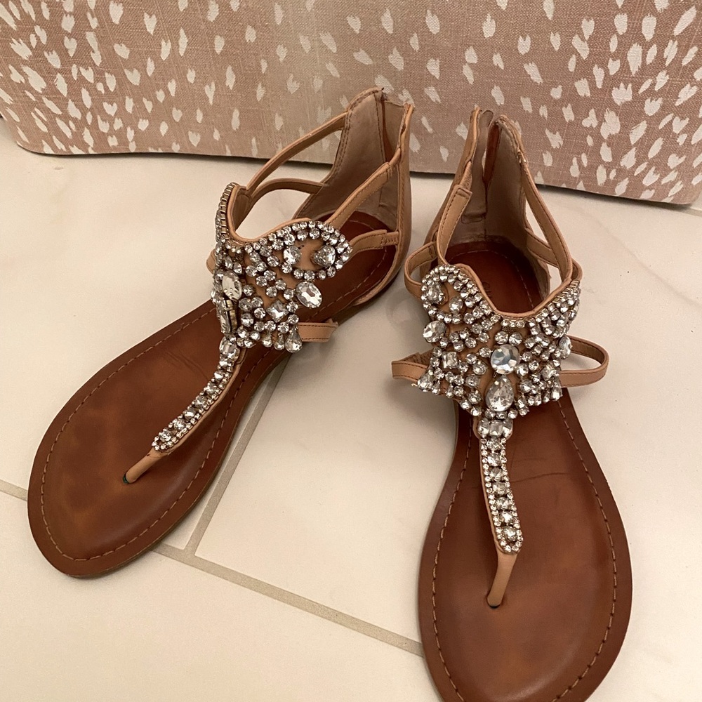 Size 9 Gianni Binni jeweled sandals